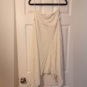 Elegant off white/ cream asymmetrical Bec&bridge skirt
